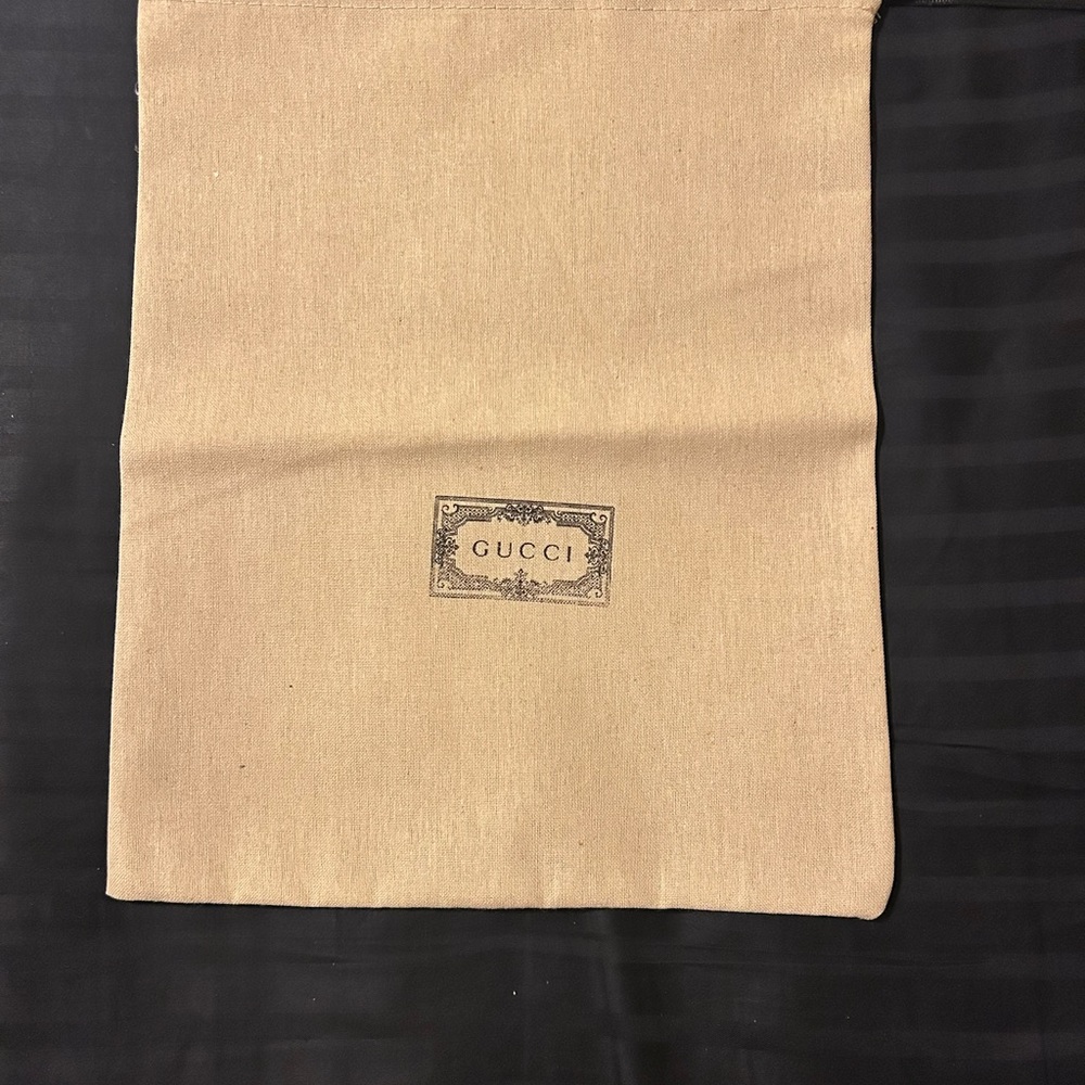 Gucci Tan Drawstring Bag - Picture 2 of 5